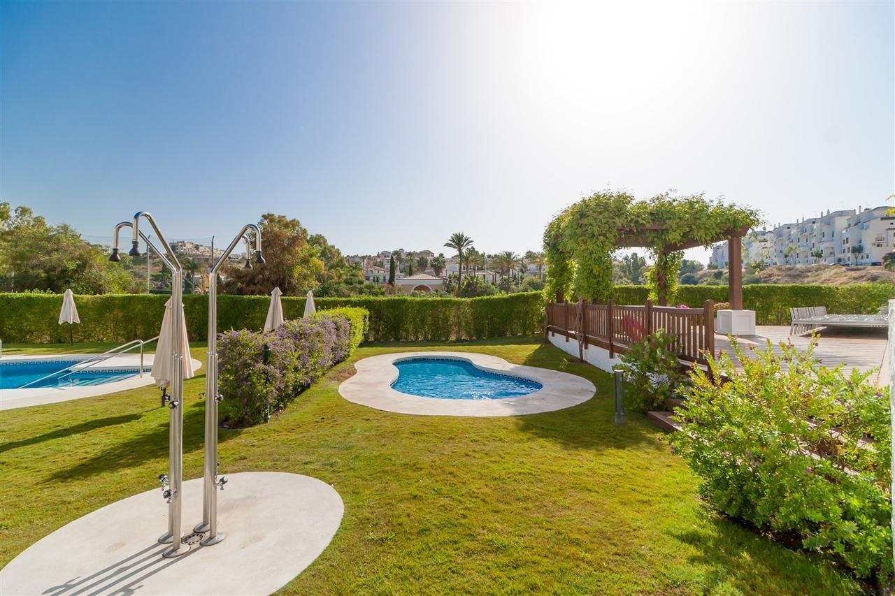 Golf Hill Estepona Canovas Dış mekan fotoğraf