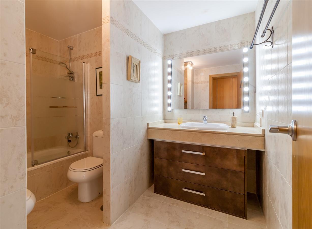 Golf Hill Estepona Canovas Dış mekan fotoğraf