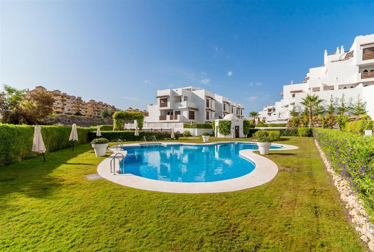 Golf Hill Estepona Canovas Dış mekan fotoğraf
