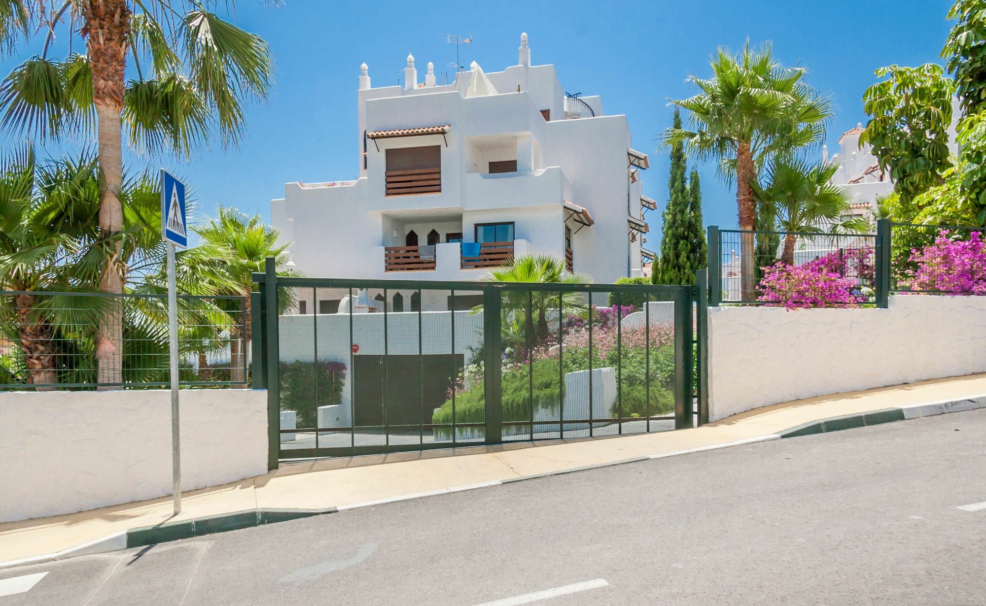 Golf Hill Estepona Canovas Dış mekan fotoğraf